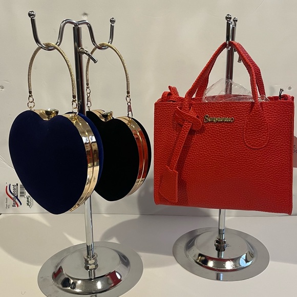 Heart Shaped Mini Clutch Purse W/ Long Crossbody Chain Strap - Picture 12 of 12